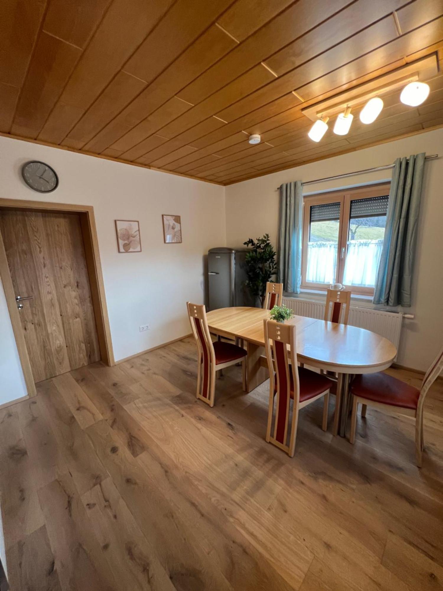 Sonnenschein Appartement- Und Ferienhaus Mit Terrasse Und Garten Eibiswald Eksteriør billede